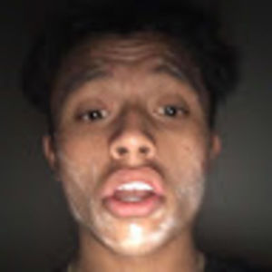 Meet your Posher, Ezequiel